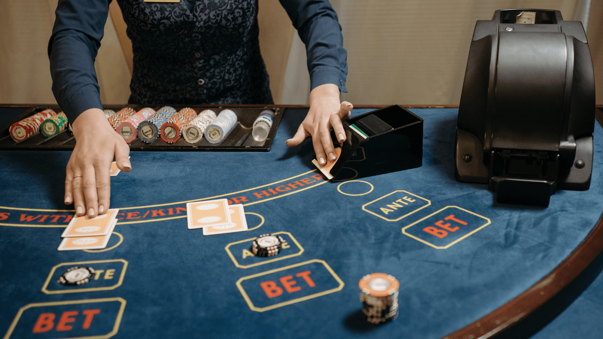 Baccarat-Wettstrategien und -systeme: Welches ist das Beste image