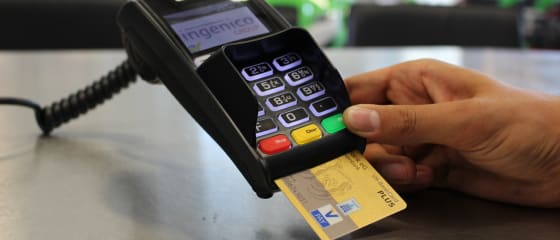 So können Sie mit MasterCard in Online-Casinos Geld einzahlen und abheben